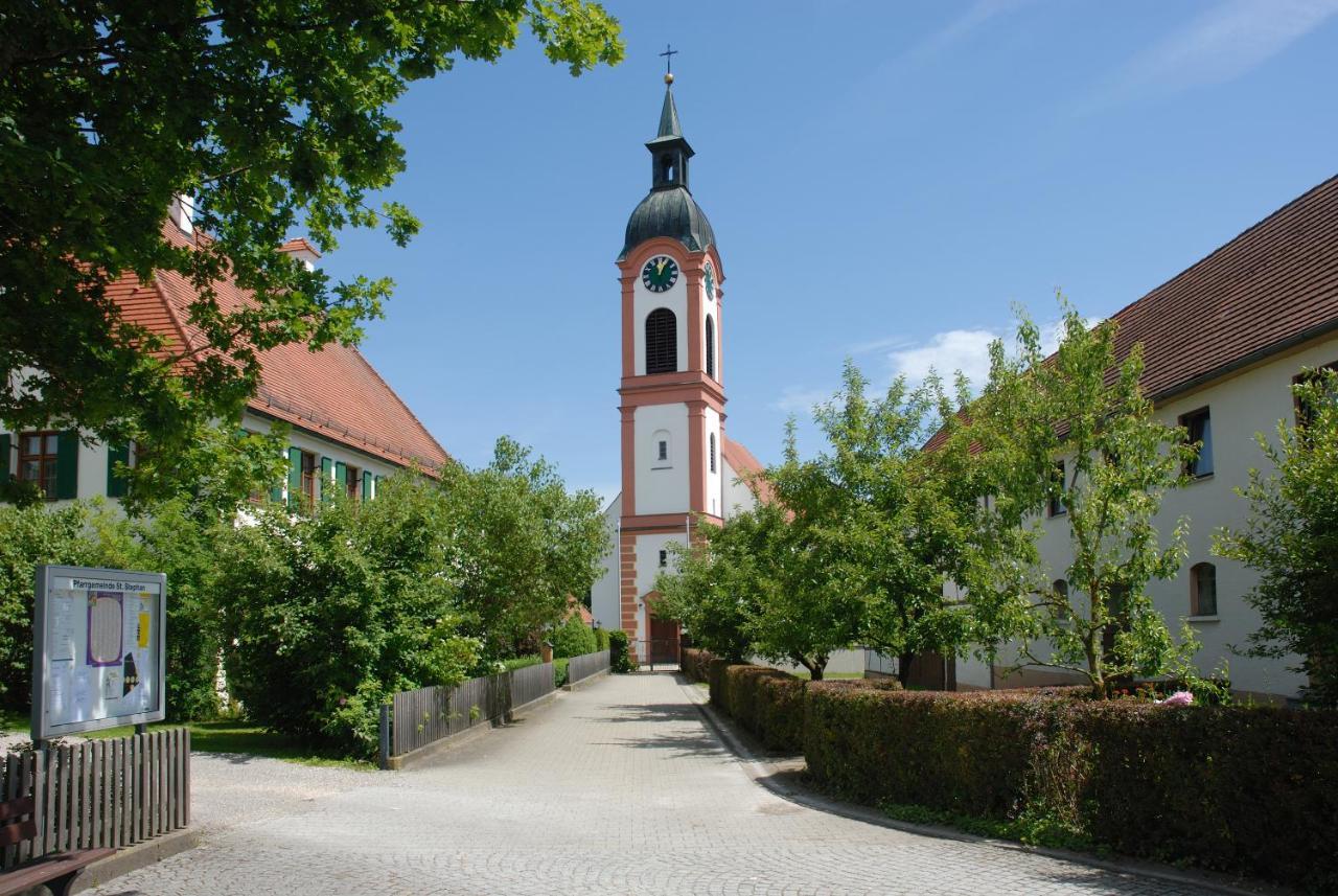 Hotel Gästehaus Schlossbräu Ichenhausen Exterior foto